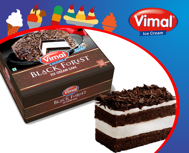 There's nothing better than a #BlackForest #IceCream cake to fix up a #Monday evening! Don't you agree?
