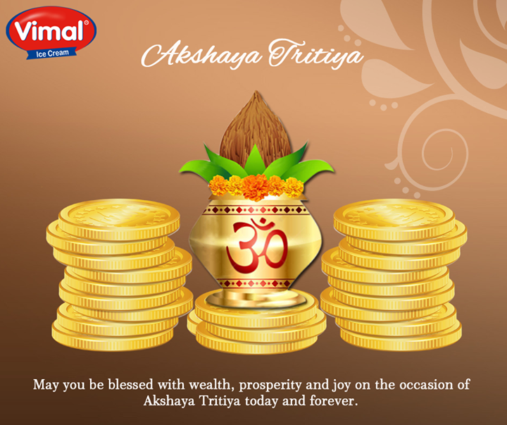 May you be blessed with wealth, prosperity and joy on the occasion of #AkshayaTritiya today and forever.