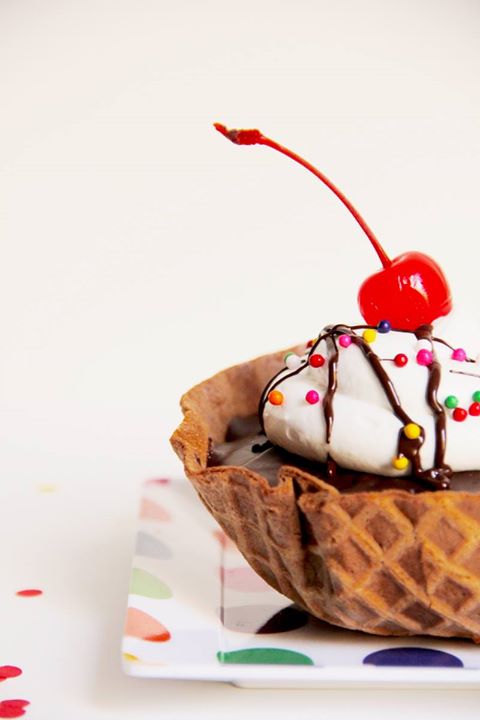 A #Sundae shared with someone #special is the best way to de-stress after a hectic day at #Work! Don't you agree?
