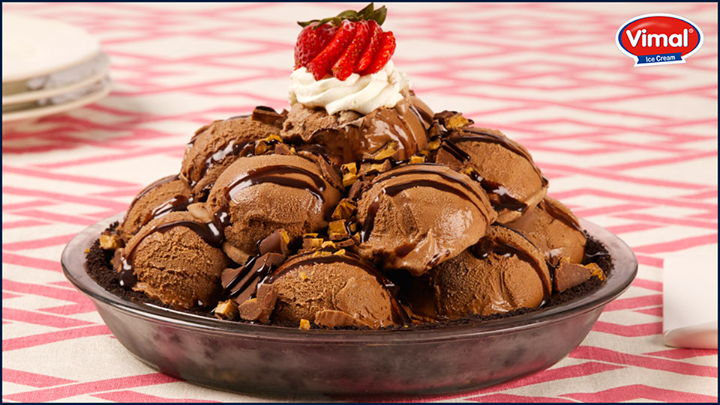 This festive #weekend celebrate with Vimal Ice Cream with your family and friends..