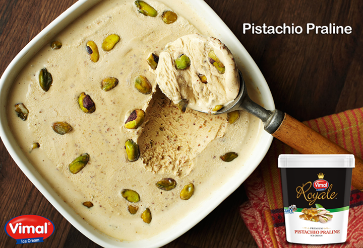 This amazing dessert of pistachio: Truly heaven landed in front of you! Don't you love #pistachio?

#IceCreamLovers #IceCream