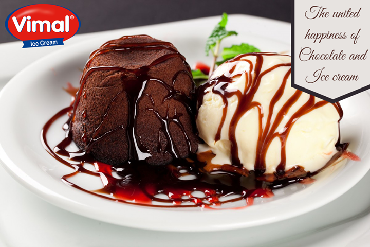 #Chocolate + Ice Cream = The best thing that happens on weekend! Don’t you peeps agree with us?

#Weekend #Dessert #Happiness #Ahmedabad #VimalIcecream