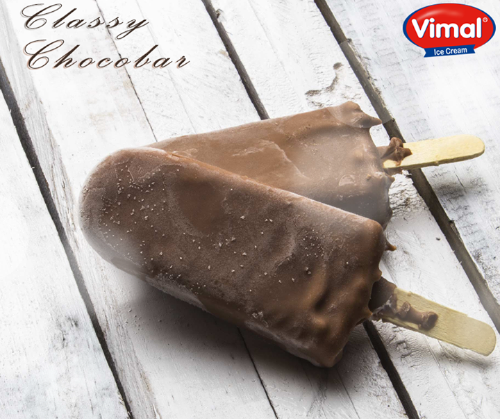 You just won’t be able to resist this enticing chocolaty bar from Vimal Ice Cream !

#ChocolateCandy #ChocolateBar #IcecreamLovers #VimalIcecream #Ahmedabad