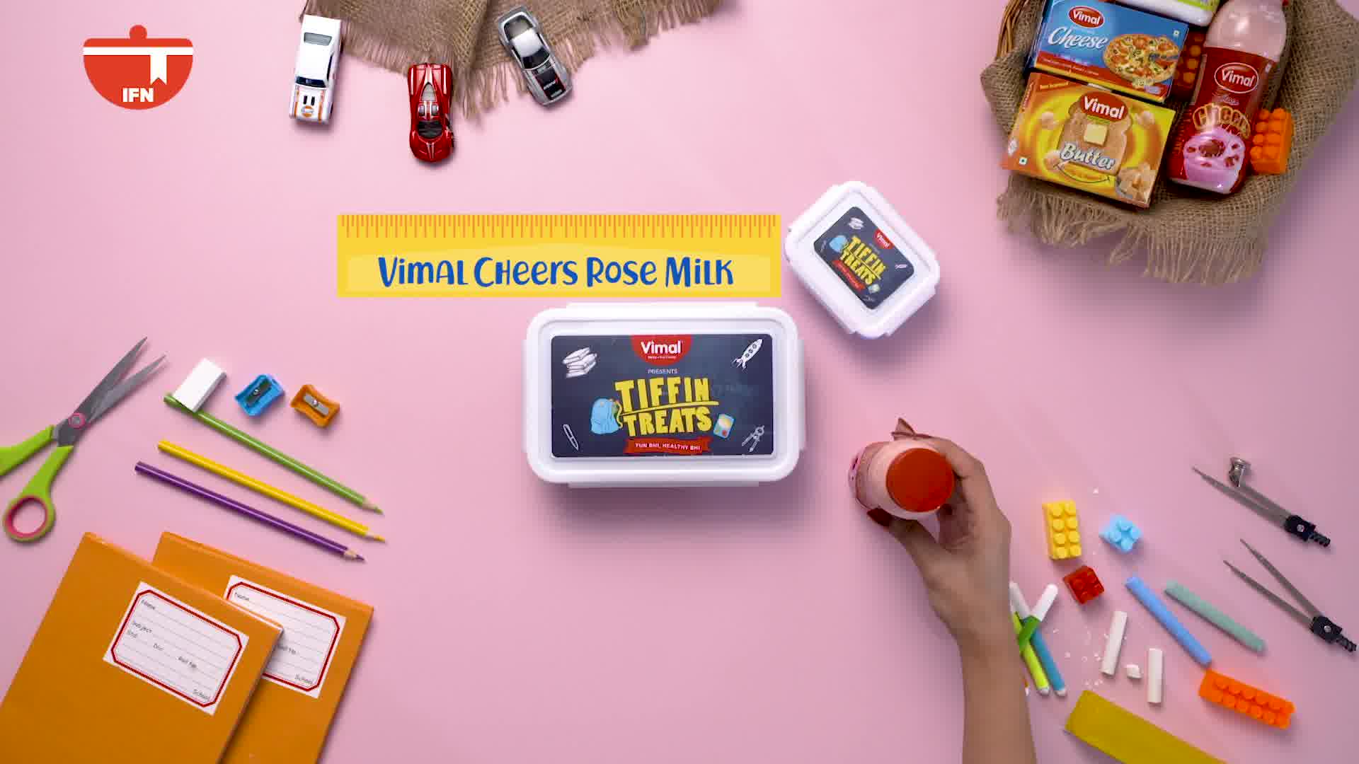 ::Tiffin Treats, Fun bhi, Healthy bhi::

See how beautifully you can do and add wonders to your little one's tiffin by turning the left-over roti into a yummy and delicious Roti Pizza. 

P.S. Don’t forget to add Vimal cheers rose milk to your little one’s tiffin box!
 
#TiffinTreats #Vimal #IceCream #VimalIceCream #Ahmedabad