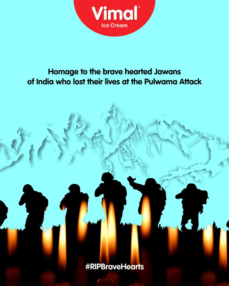 Homage to the brave hearted jawans of India who lost their lives at the Pulwama Attack

#RIPBraveHearts #PulwamaAttack #CRPFJawans #PulwamaTerrorAttack #CRPF #BlackDay #VimalIceCream #Ahmedabad #Gujarat #India https://t.co/UlPv2hai2h